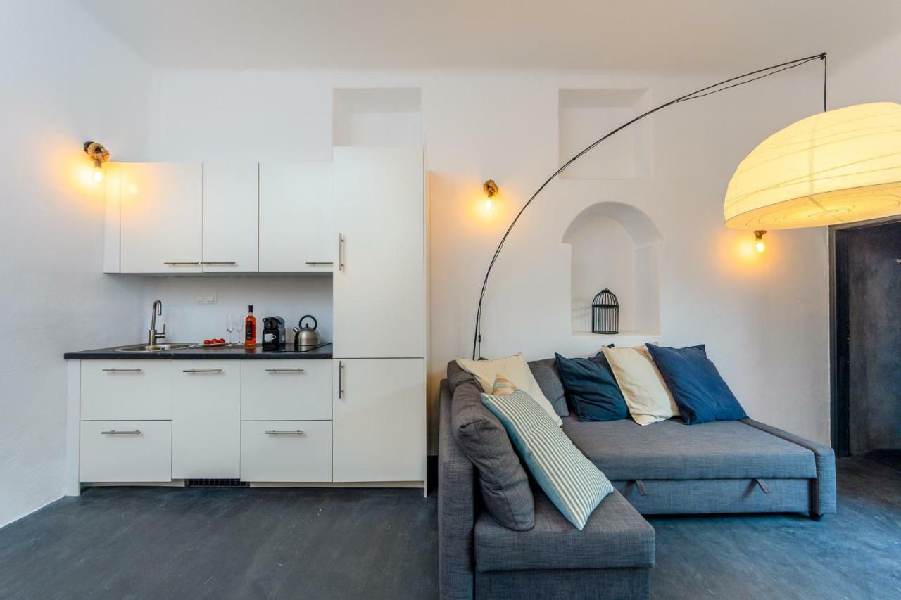 The Luna Suite Emporio  Eksteriør billede